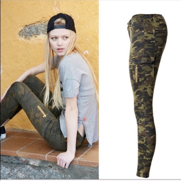 Camo Stretch Cargo Pants Jeans - Picture 6 of 7